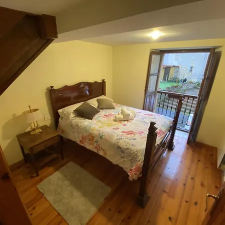 Casa Estilo Rural Con Jardin Entre Playa Y Montana Caravia