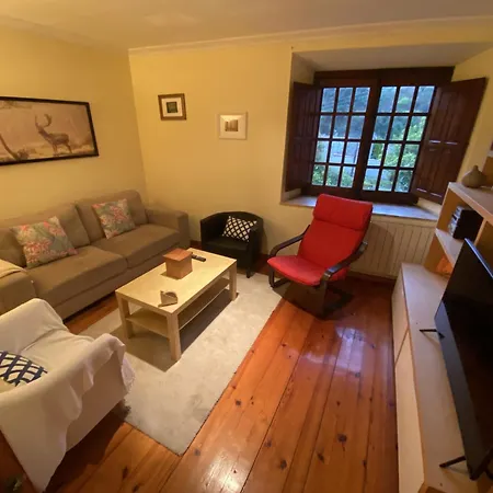 Ferienhaus Casa Estilo Rural Con Jardin Entre Playa Y Montana Caravia