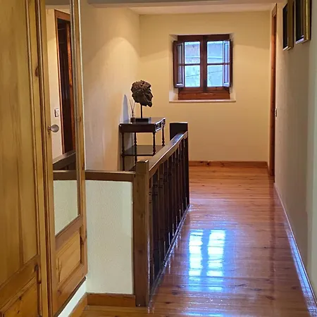 Casa Estilo Rural Con Jardin Entre Playa Y Montana Caravia