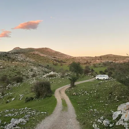 Casa Estilo Rural Con Jardin Entre Playa Y Montana Ferienhaus