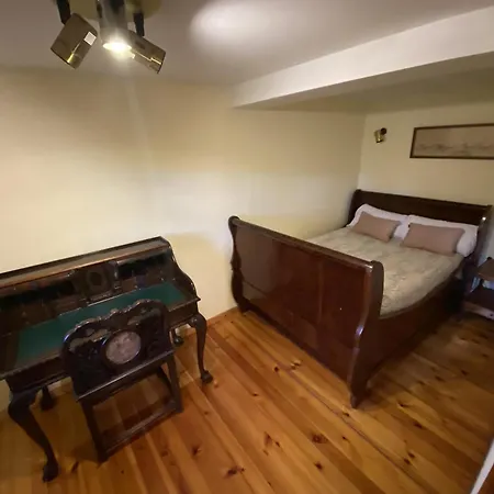 Casa Estilo Rural Con Jardin Entre Playa Y Montana Caravia