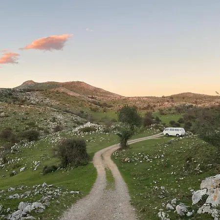Casa Estilo Rural Con Jardin Entre Playa Y Montana * Caravia